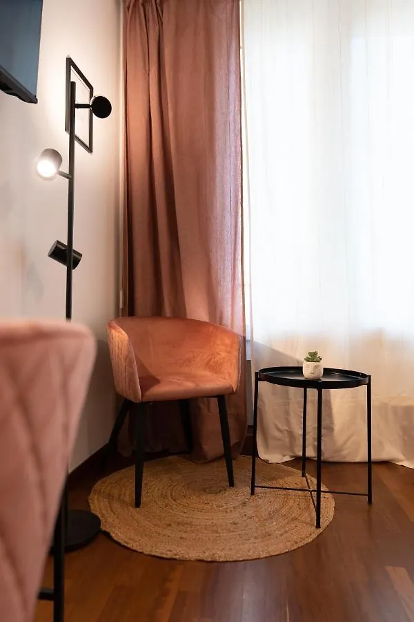 Amalia'S House, Cozy Studio Apartment In Brera Milan