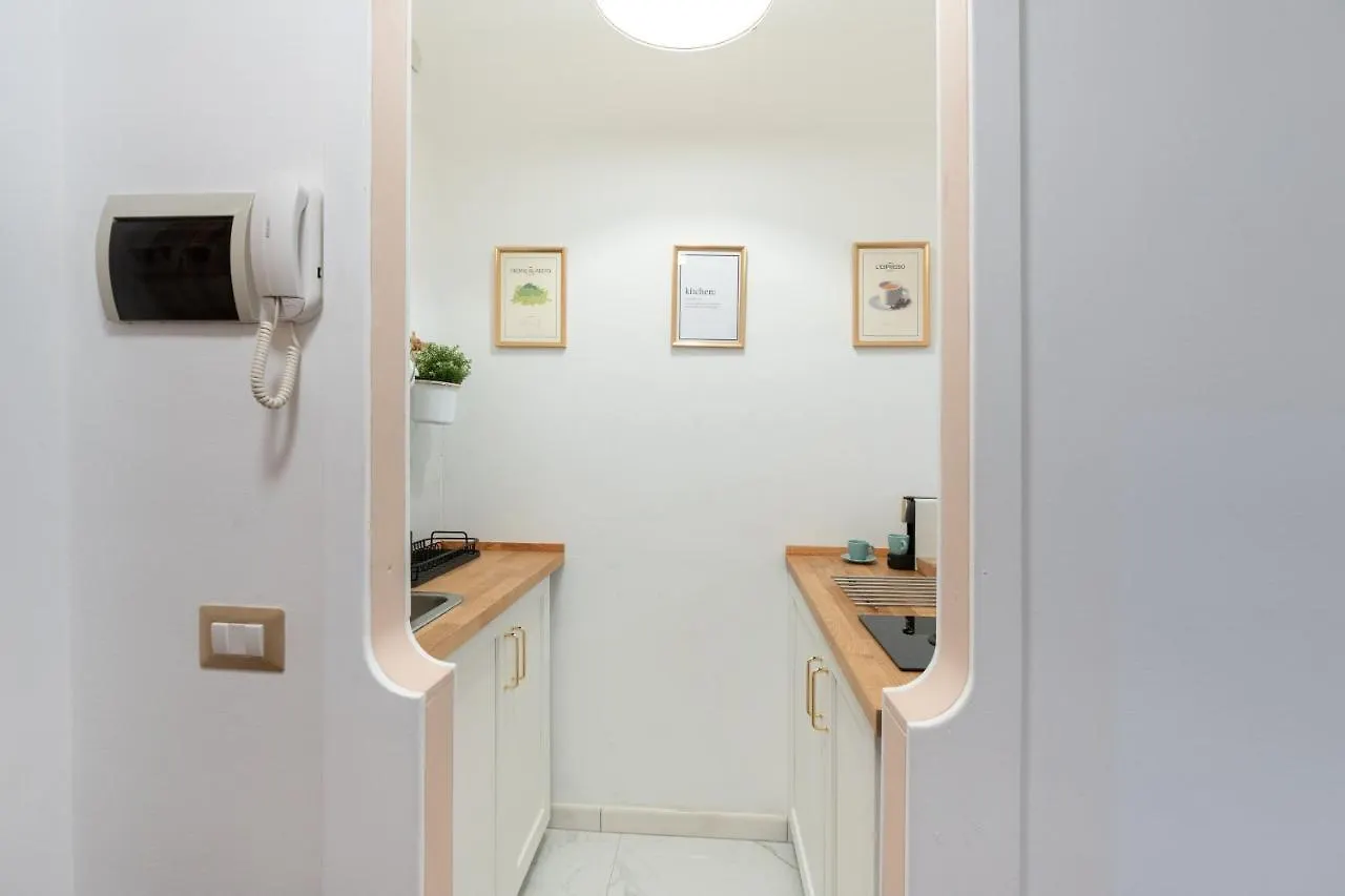 Amalia'S House, Cozy Studio Apartment In Brera Milan 0*,